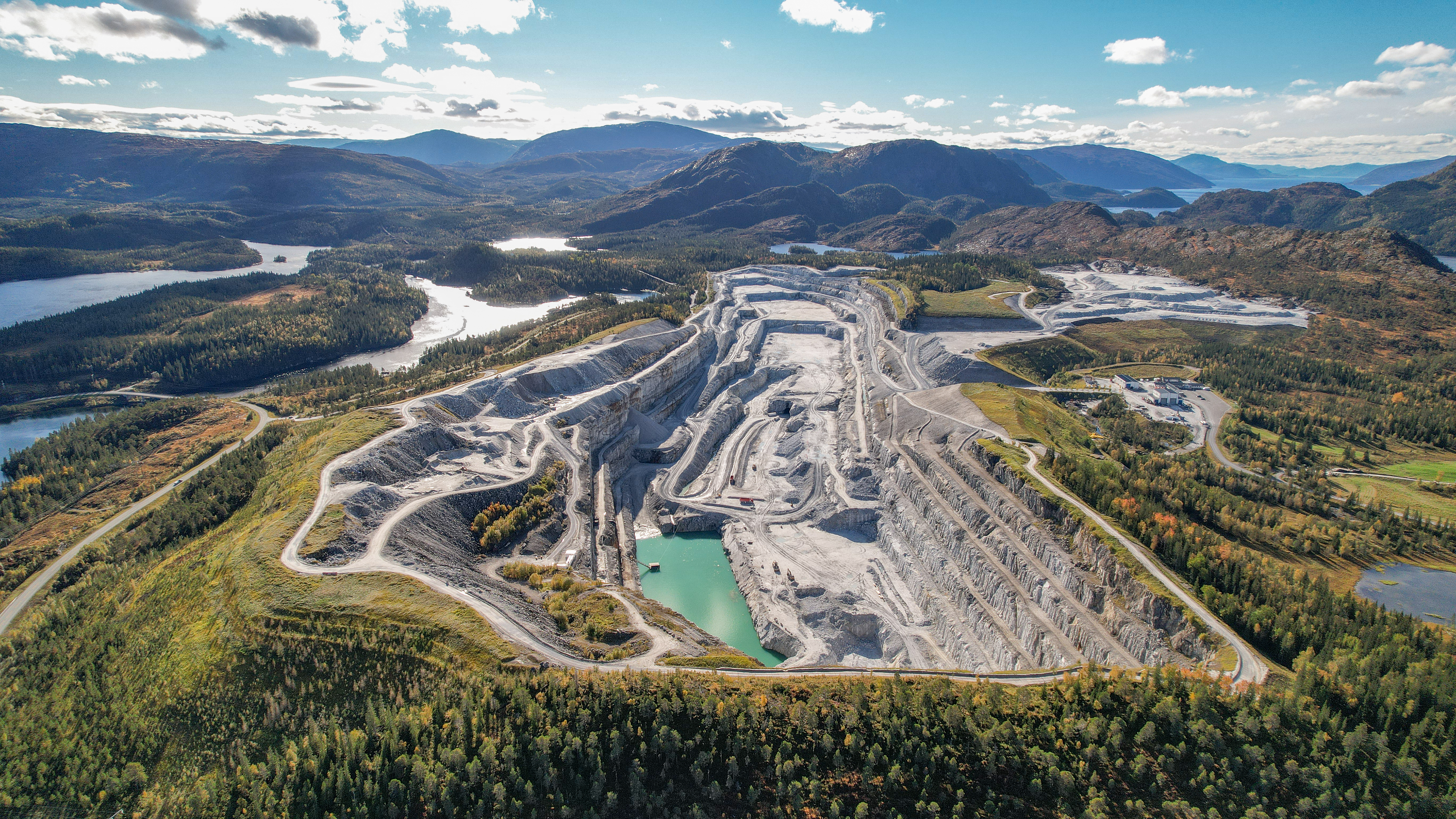 Brønnøy kalk 2022 DJI 0723