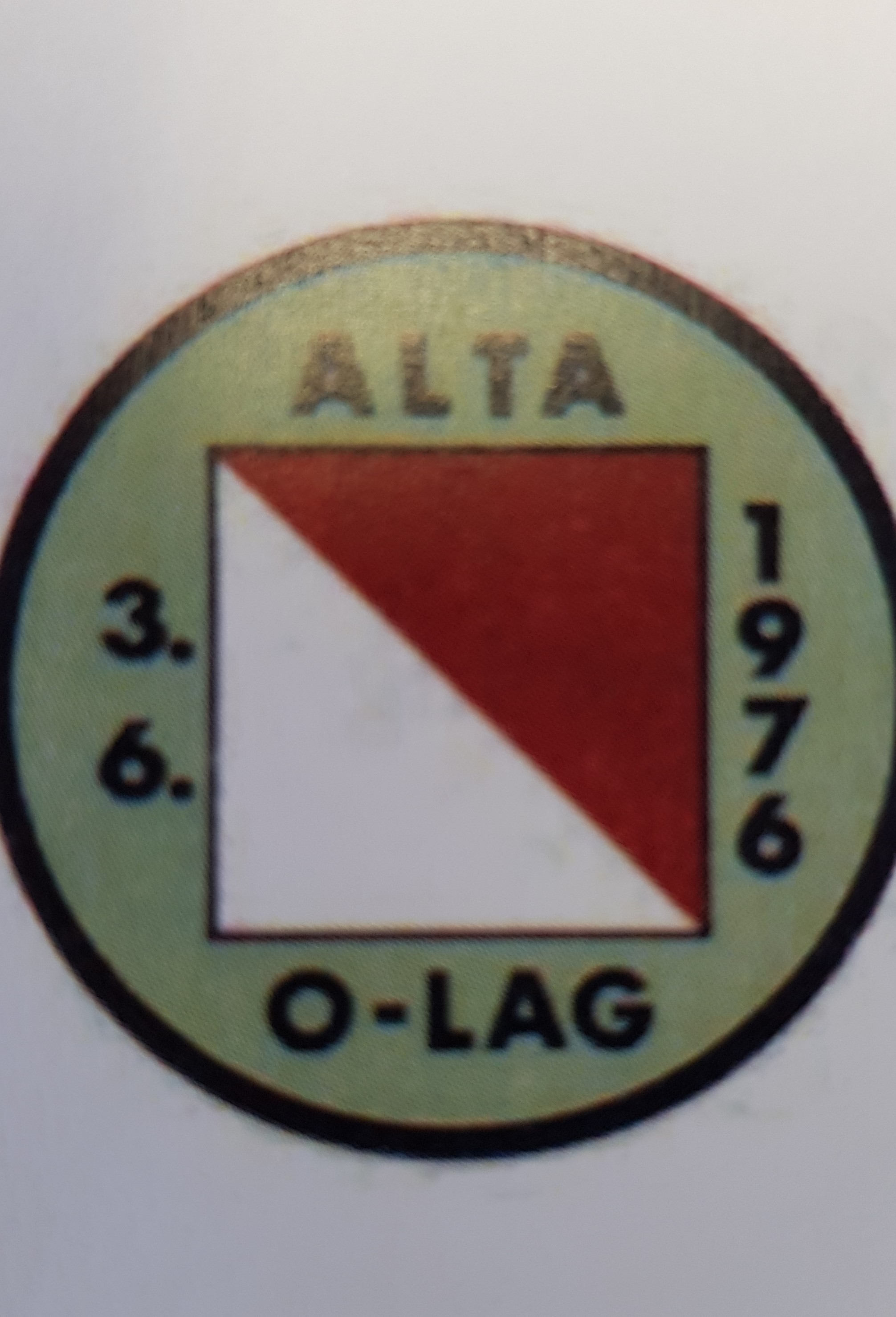 Logo Alta o lag