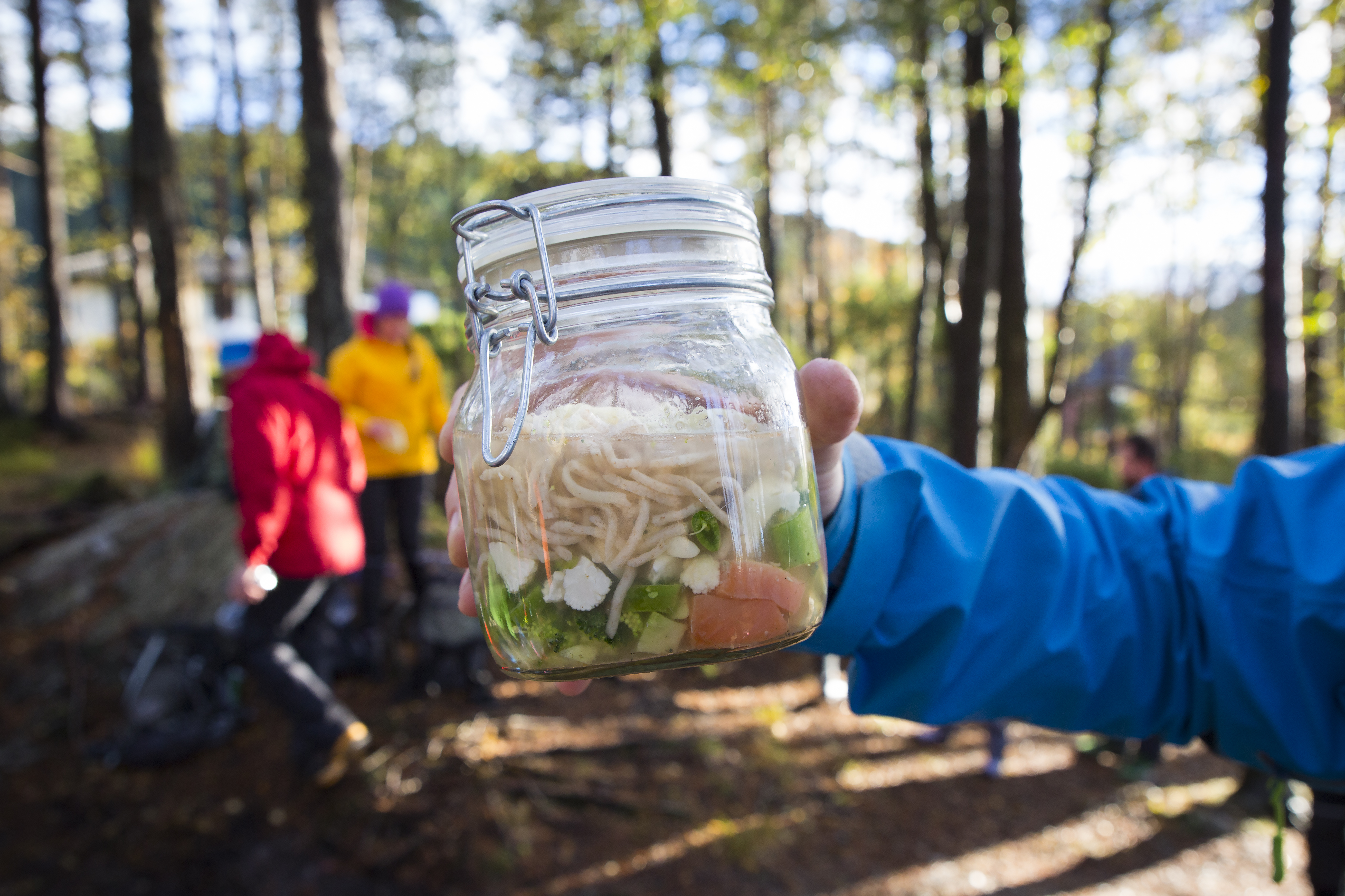 Syltetøyglass med mat 1