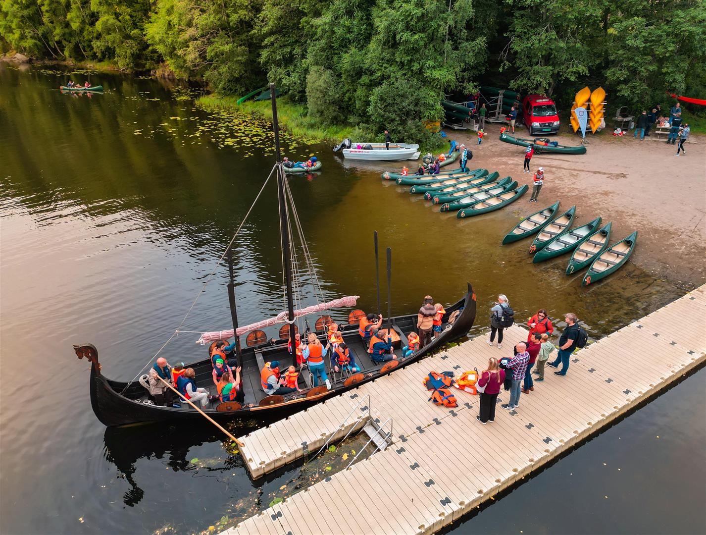 Losby vikingskip kano